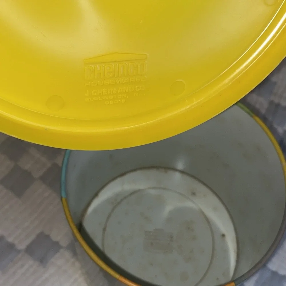 Cheinco Vintage Metal Cookie Canister Sports themed good‎ condition some patina